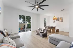 4414 Morgan Ln, Davie, FL 33328 - Photo 13
