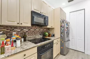 4414 Morgan Ln, Davie, FL 33328 - Photo 9