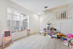 4414 Morgan Ln, Davie, FL 33328 - Photo 15