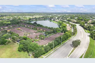 4414 Morgan Lane, Davie, FL 33328 - Photo 7