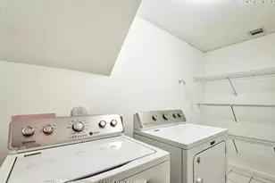 4355 Leicester Ct, West Palm Beach, FL 33409 - Photo 3