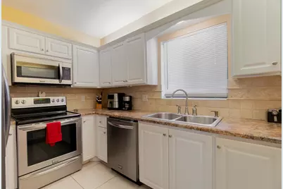 12524 Shoreline Drive #302, Wellington, FL 33414 - Photo 11