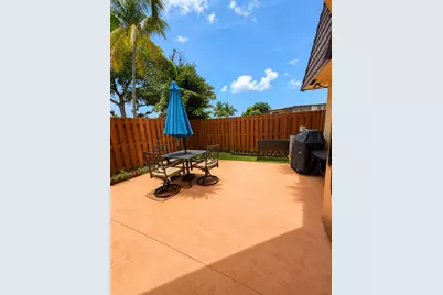 192 Springdale Circle, Palm Springs, FL 33461 - Photo 17
