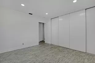 2940 Crosley Dr E, West Palm Beach, FL 33415 - Photo 13