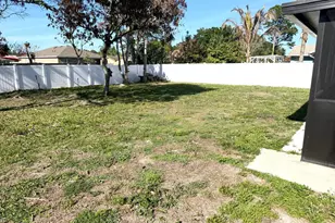 699 NW Riverside Dr, Port Saint Lucie, FL 34983 - Photo 21