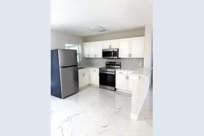 699 NW Riverside Drive, Port Saint Lucie, FL 34983 - Photo 11