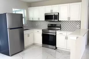 699 NW Riverside Dr, Port Saint Lucie, FL 34983 - Photo 11