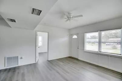 1625 30th Avenue, Vero Beach, FL 32960 - Photo 5