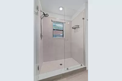 6001 Woods Edge Circle, Riviera Beach, FL 33410 - Photo 25