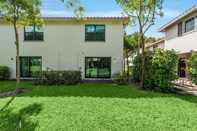6001 Woods Edge Circle, Riviera Beach, FL 33410 - Photo 33