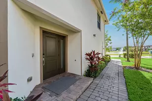 6001 Woods Edge Cir, Riviera Beach, FL 33410 - Photo 3