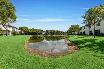 6001 Woods Edge Circle, Riviera Beach, FL 33410 - Photo 35