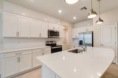 1841 SE Roxy Way, Stuart, FL 34996 - Photo 9