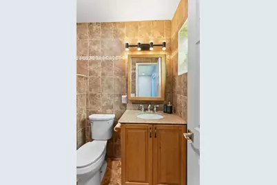 317 NE 3rd Avenue, Dania Beach, FL 33004 - Photo 25