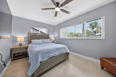 1571 SE 24th Avenue, Pompano Beach, FL 33062 - Photo 13