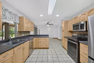 2231 SE Glover St, Port Saint Lucie, FL 34984 - Photo 13