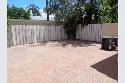 11379 NW 34th Place, Sunrise, FL 33323 - Photo 13