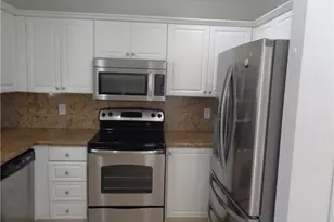 11379 NW 34th Pl, Sunrise, FL 33323 - Photo 11