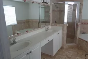 11379 NW 34th Pl, Sunrise, FL 33323 - Photo 19