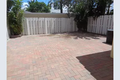 11379 NW 34th Place, Sunrise, FL 33323 - Photo 15