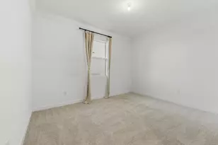 10191 SW Orana Dr, Port Saint Lucie, FL 34987 - Photo 13
