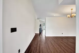 18343 SW 5th Ct, Pembroke Pines, FL 33029 - Photo 5