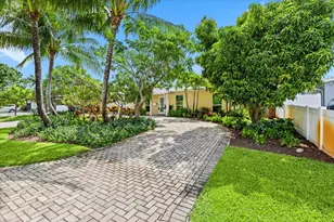 4410 NE 17th Ave, Oakland Park, FL 33334 - Photo 11
