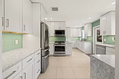 4410 NE 17th Avenue, Oakland Park, FL 33334 - Photo 3