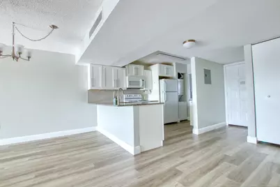 4254 D Este Court #304, Lake Worth, FL 33467 - Photo 5