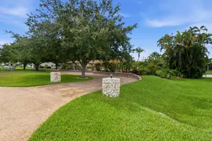 11600 SW 21st Ct, Davie, FL 33325 - Photo 13