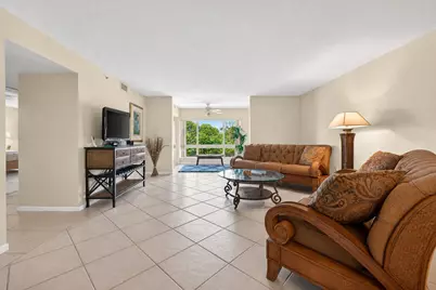 5906 Crystal Shores Drive #404, Boynton Beach, FL 33437 - Photo 9