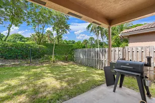 3772 Pebblebrook Ct, Coconut Creek, FL 33073 - Photo 9