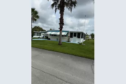 29 Golf Drive, Port Saint Lucie, FL 34952 - Photo 1