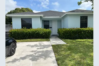 517 La Kirksey Street, West Palm Beach, FL 33407 - Photo 1