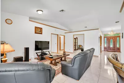 420 18th Avenue NE, Naples, FL 34120 - Photo 9