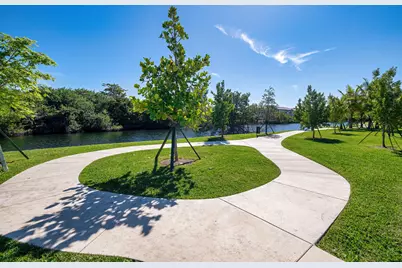 2000 Stirling Road #3-101, Hollywood, FL 33020 - Photo 3