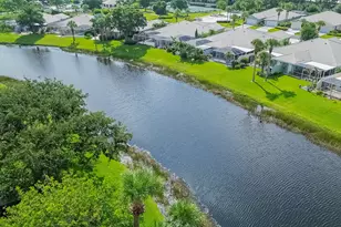 1276 NW Bentley Cir, Port Saint Lucie, FL 34986 - Photo 21