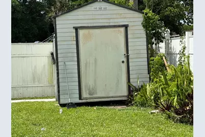 1751 NW 34th Avenue, Lauderhill, FL 33311 - Photo 23