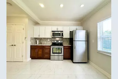 1041 NE 16th Avenue #W, Fort Lauderdale, FL 33304 - Photo 3