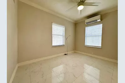 1041 NE 16th Avenue #W, Fort Lauderdale, FL 33304 - Photo 9