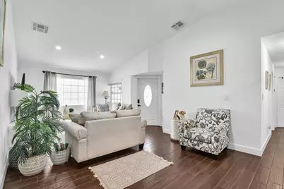 651 SW 176th Avenue, Pembroke Pines, FL 33029 - Photo 3