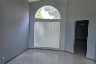 100 Kings Way, Royal Palm Beach, FL 33411 - Photo 5