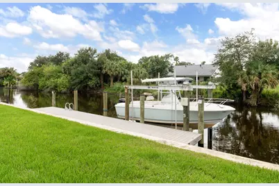 314 NE Surfside Avenue, Port Saint Lucie, FL 34983 - Photo 39