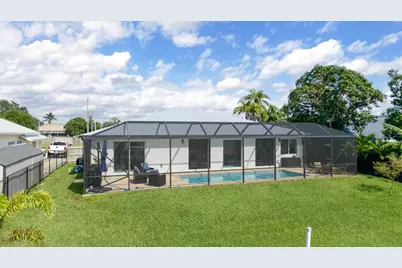 314 NE Surfside Avenue, Port Saint Lucie, FL 34983 - Photo 35