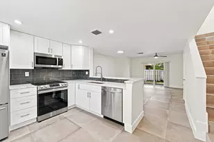 2627 NE 15th St, Pompano Beach, FL 33062 - Photo 3