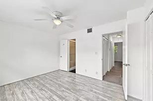2627 NE 15th St, Pompano Beach, FL 33062 - Photo 13