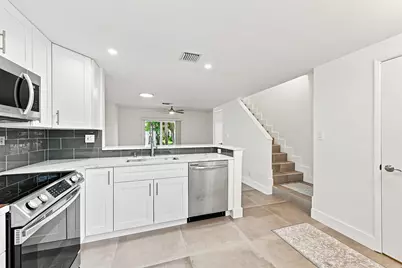 2627 NE 15th Street, Pompano Beach, FL 33062 - Photo 9