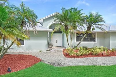 1225 SW Magnolia Bluff Drive, Palm City, FL 34990 - Photo 3