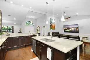 1225 SW Magnolia Bluff Dr, Palm City, FL 34990 - Photo 15