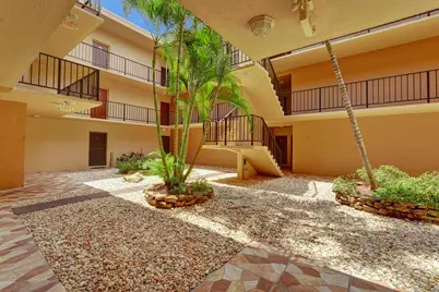 4000 N Hills Drive #35, Hollywood, FL 33021 - Photo 13